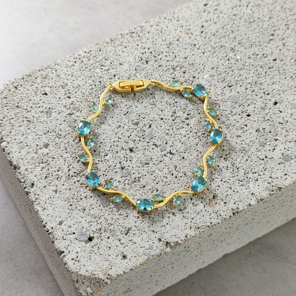 Aqua Elegance Tulip Bracelet