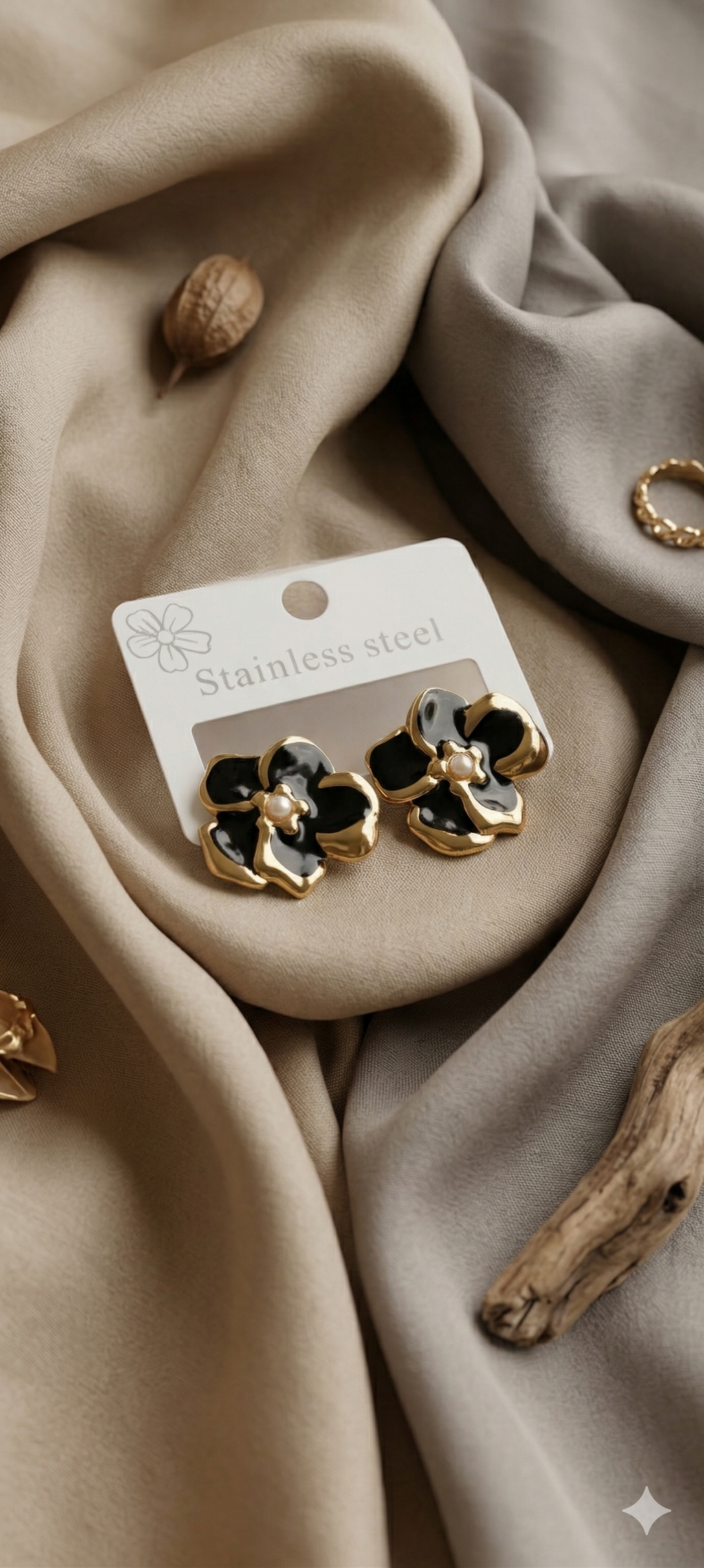 Eclipse Noir Earrings