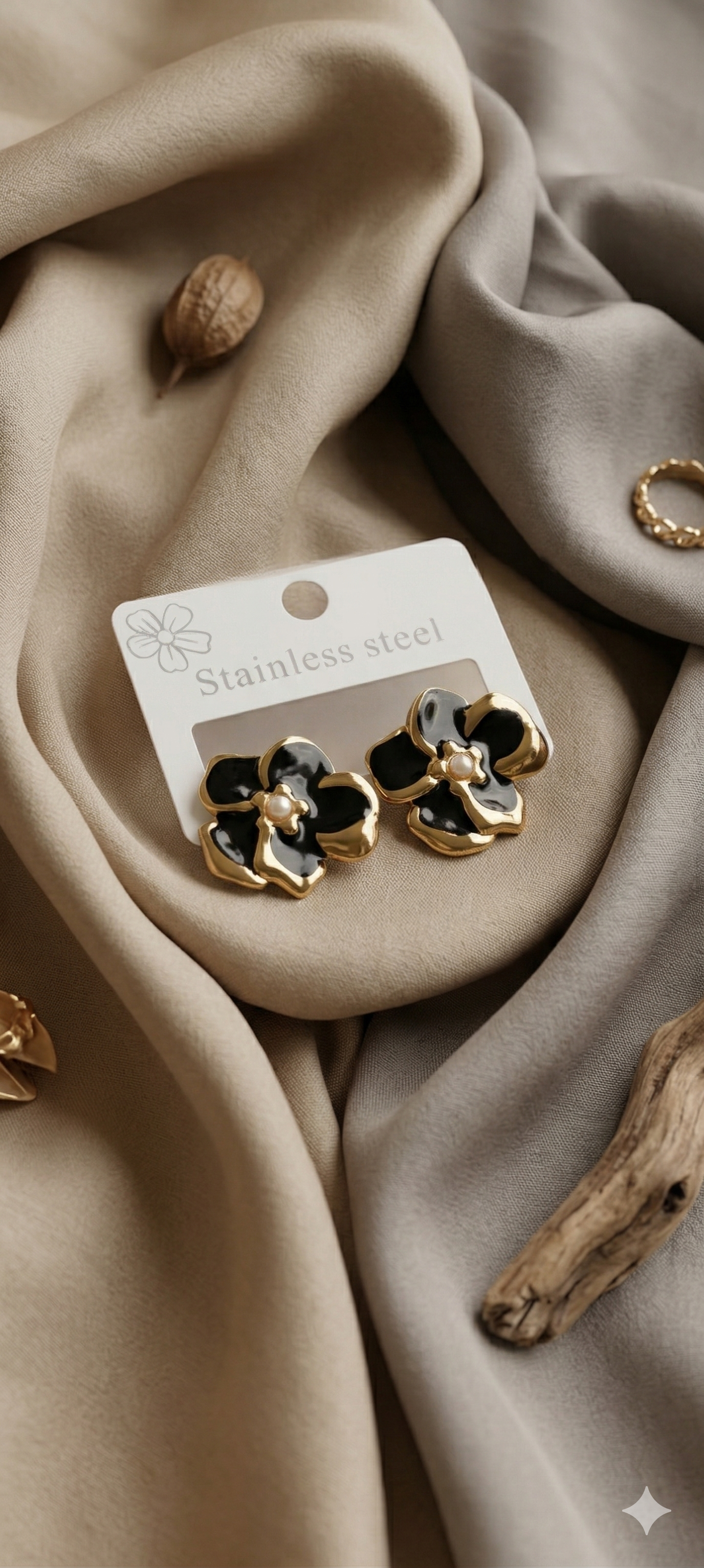 Eclipse Noir Earrings