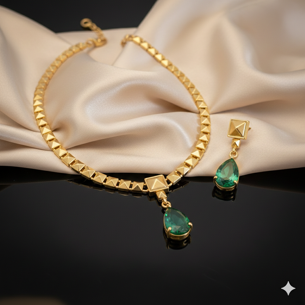 Emerald Royale Anti-Tarnish Teardrop Set